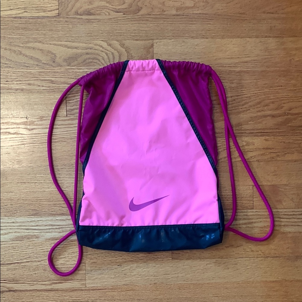 Nike Pink and Purple Drawstring Bag